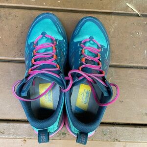 La Sportiva Women’s Jackal II Storm Blue/Lagoon (size reads 9.5, closer 8.5-9)